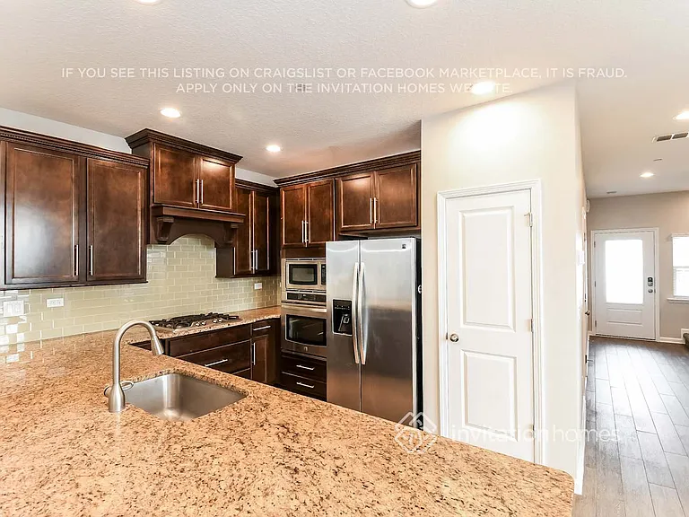 63 Canary Palm Ct — Photo 5