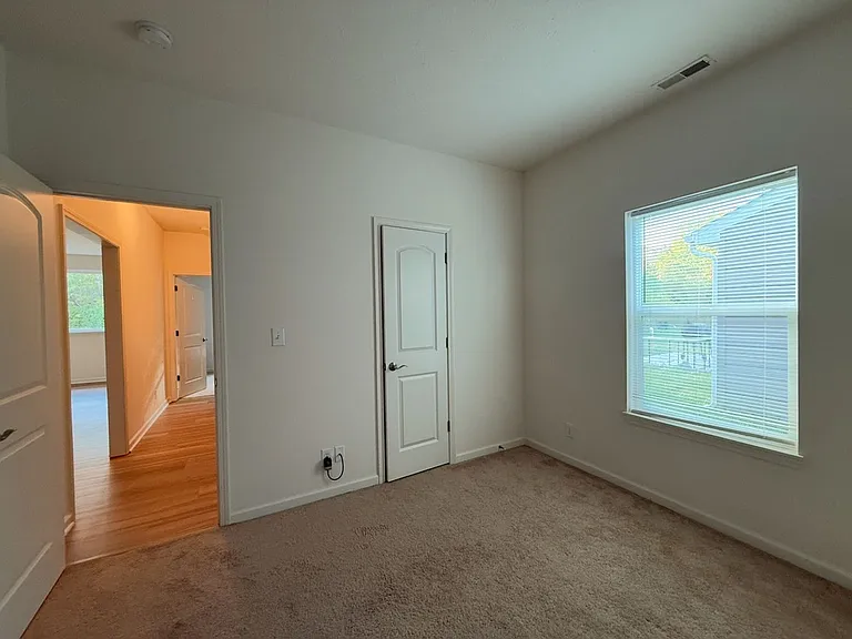 3209 Jasmine Ct — Photo 14