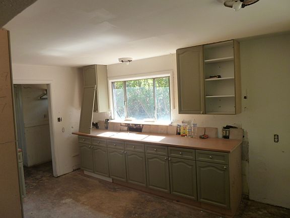 5th image of 7979 Freeport Blvd
