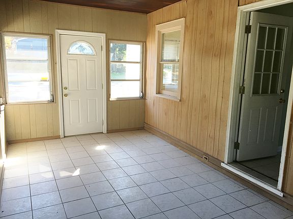 4th image of 852 Beachwood Blvd