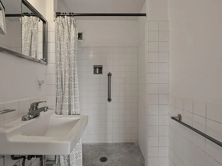 1301 Delaware Ave SW #812 — Photo 13