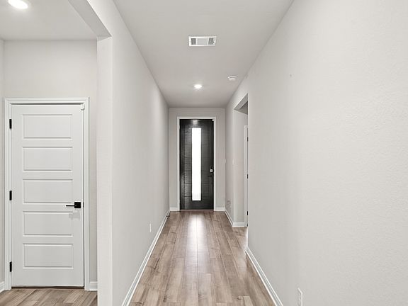 2nd image of 10258 Juniper Oaks