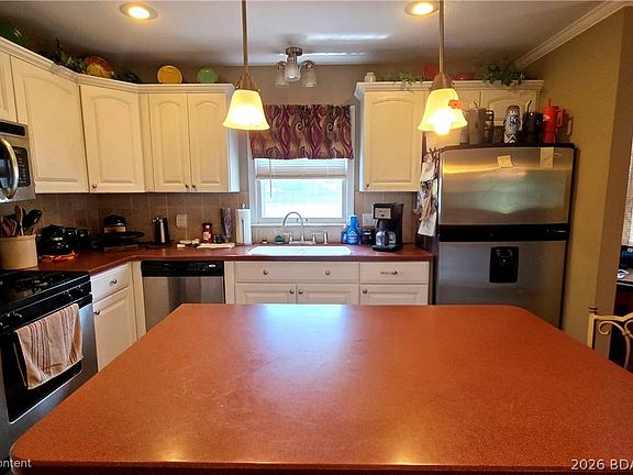 4th image of 103 Williams Dr