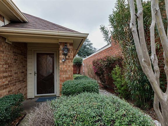 3rd image of 941 Marlin Dr