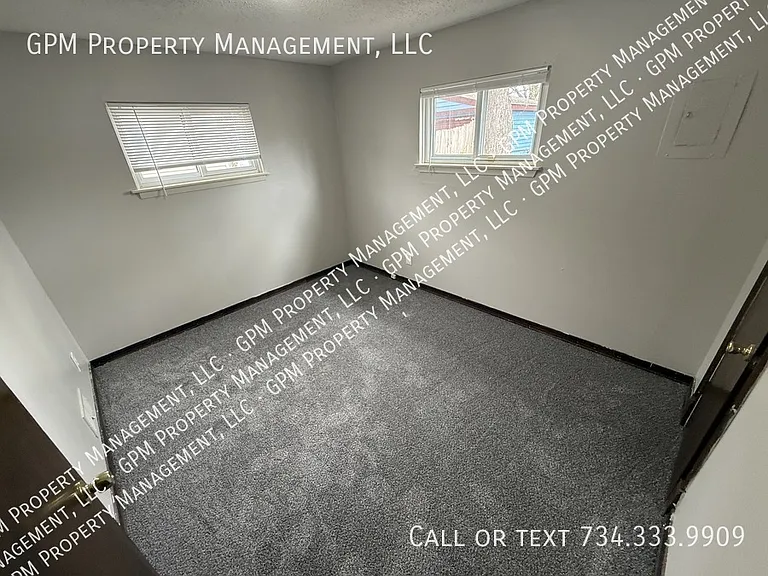 4757 Dudley St — Photo 5