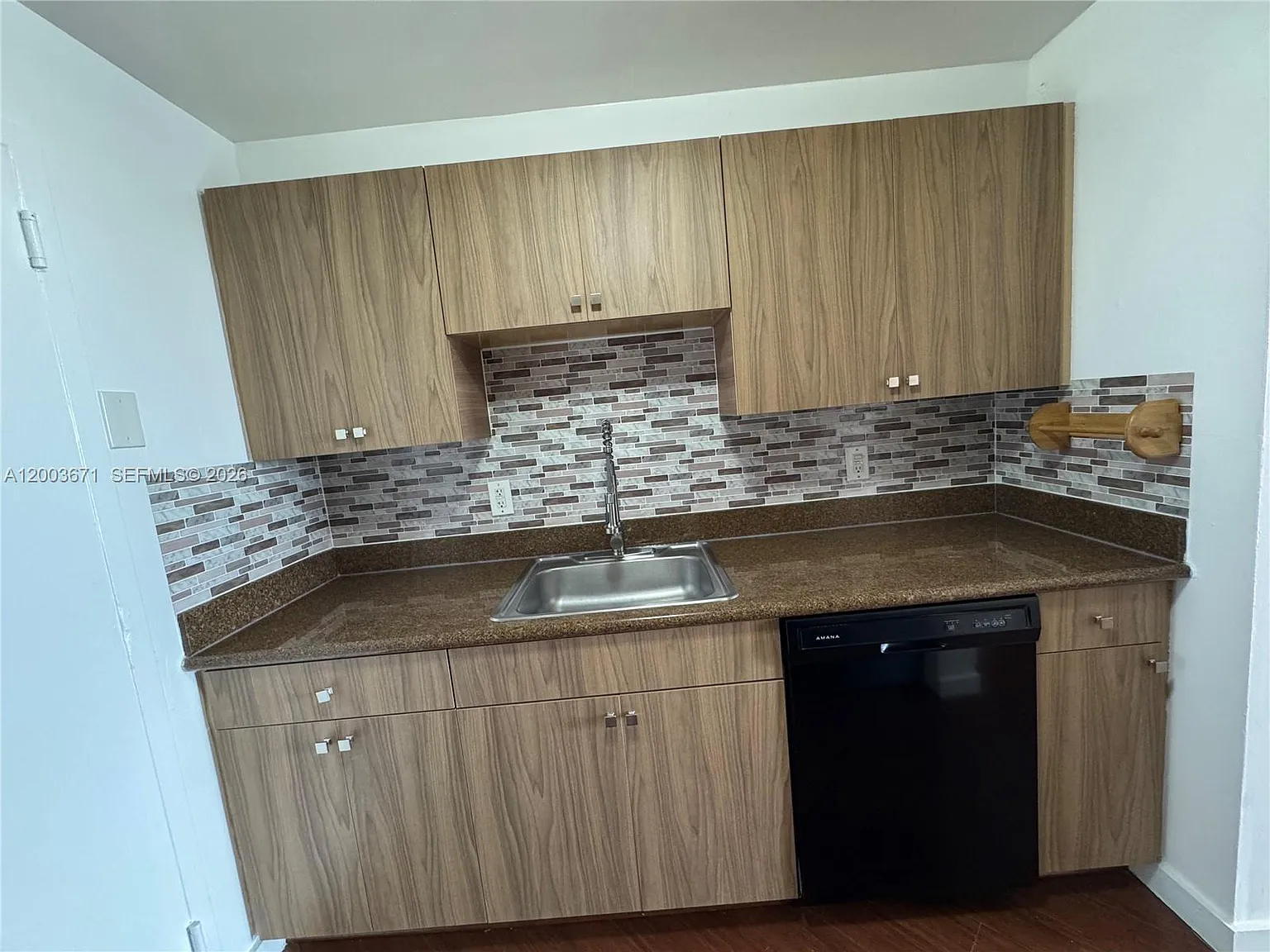 Keystone Towers Condo — Photo 2