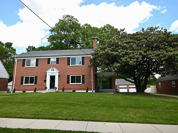 2nd image of 2714 Ashland Ave