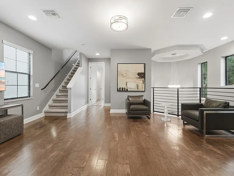 7689 Toscana Blvd — Photo 13
