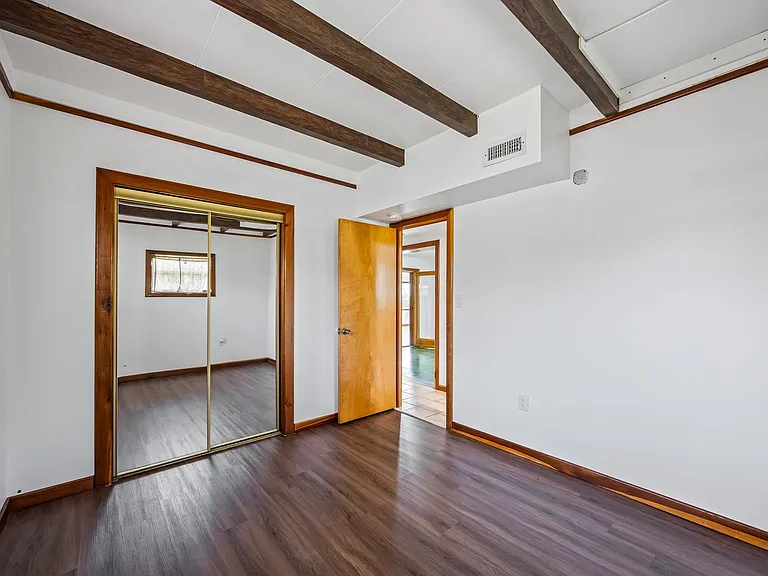 485 N Shore Dr — Photo 12