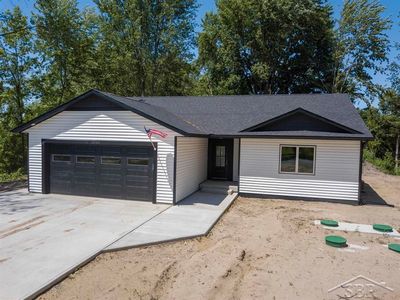 3055 E Gordonville Rd, Midland, MI, 48640