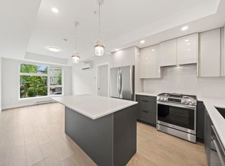 15353 17th Ave #103, Surrey, BC V4A1T8