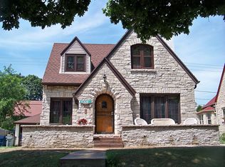 2787 N 67th St, Milwaukee, WI 53210