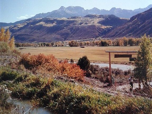 Hwy 550 entrance. Canal.