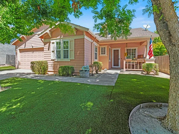 1442 Burchell Hill Dr, Oakdale, CA 95361