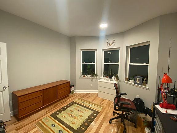 5th image of 1525 W Girard Ave #2R