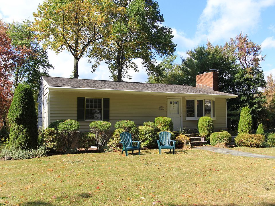 1st image of 1667 Central St