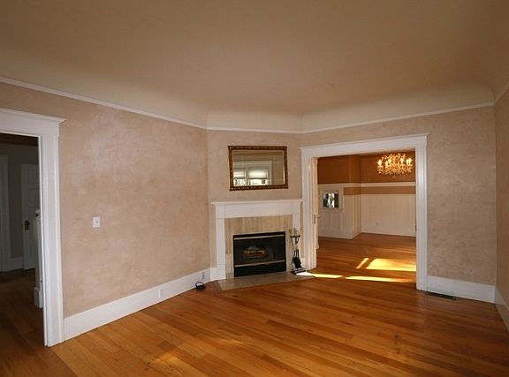 2nd image of 3958 Canon Ave