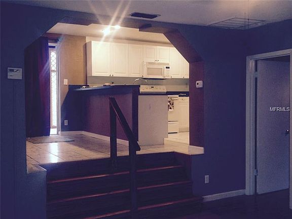 3rd image of 7017 Estelle Ave
