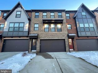 8124 Bock Farm Pl, Alexandria, VA