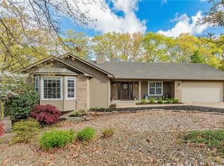 14 Glenbar Pl, Bella Vista, AR 72715