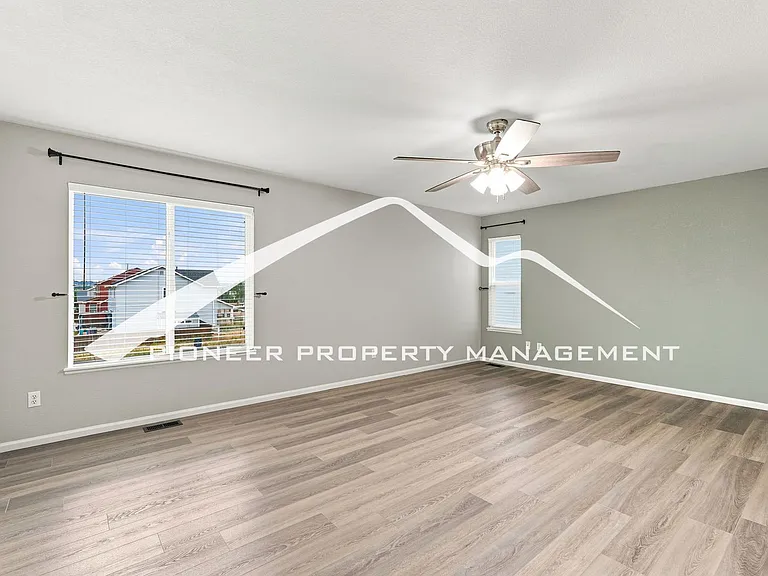 8018 Parsonage Ln — Photo 13