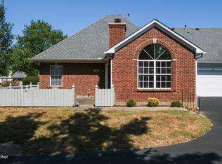 8108 Meadowgreen Pl, Louisville, KY
