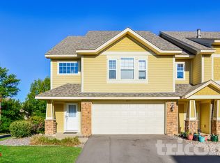 1627 Fox Hunt Way, Victoria, MN 55386