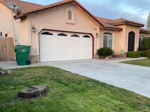 2732 Hicks St, Selma, CA 93662