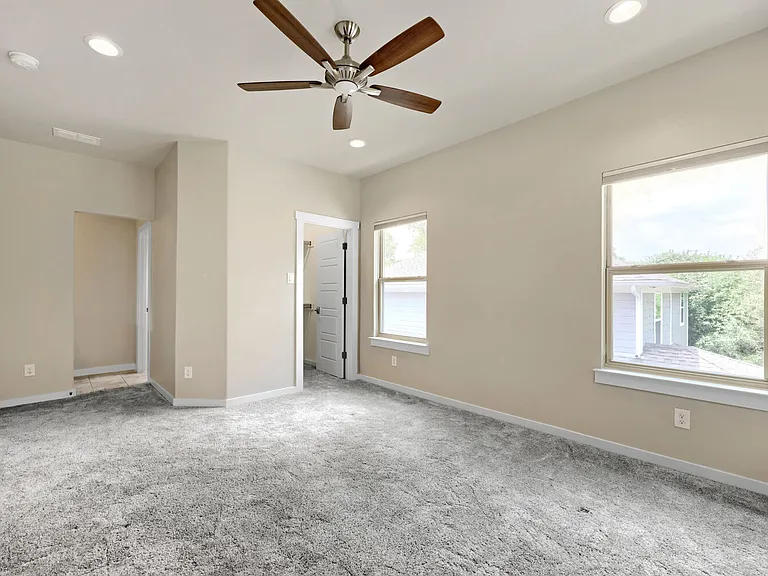 1806 Tucker St — Photo 18