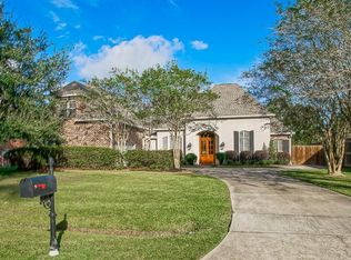 575 Red Maple Dr, Mandeville, LA 70448