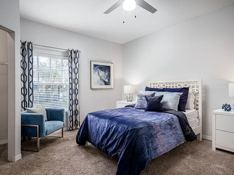 Lakeview Oaks — Photo 8