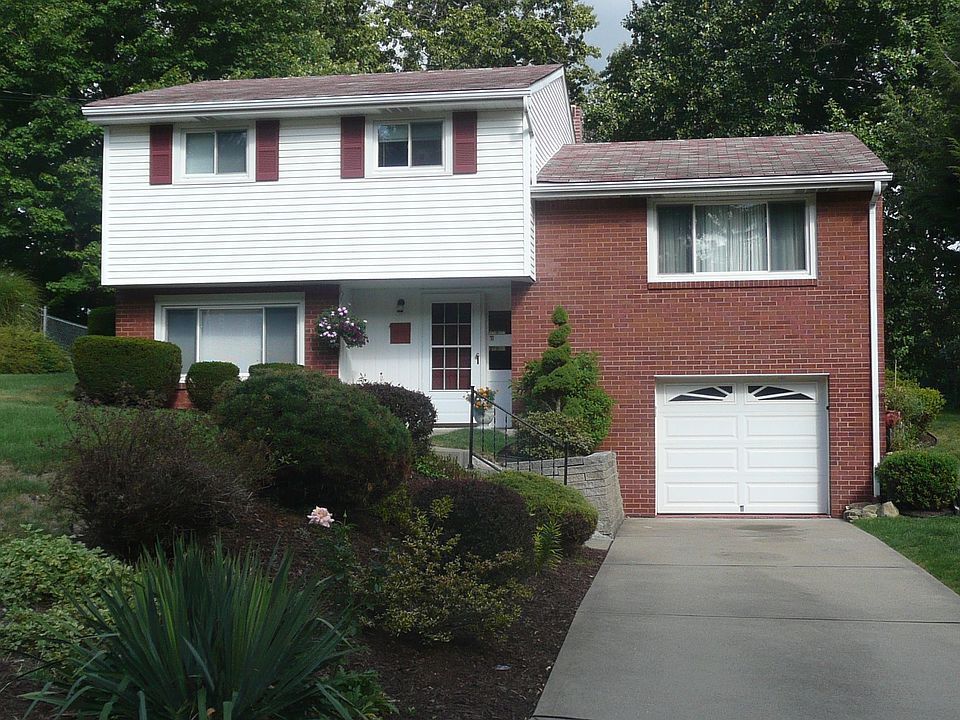 179 Greenlea Drive, Moon twp. 15108