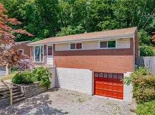 11368 Azalea Dr, Pittsburgh, PA 15235