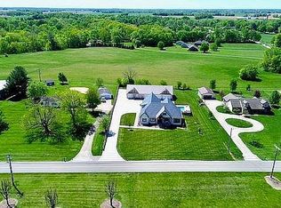 1953 Lovers Ln, Hopkinsville, KY 42240