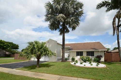 3rd image of 8651 NW 46th Ct