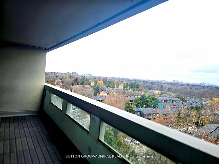 50 Inverlochy Blvd #1005 — Photo 20