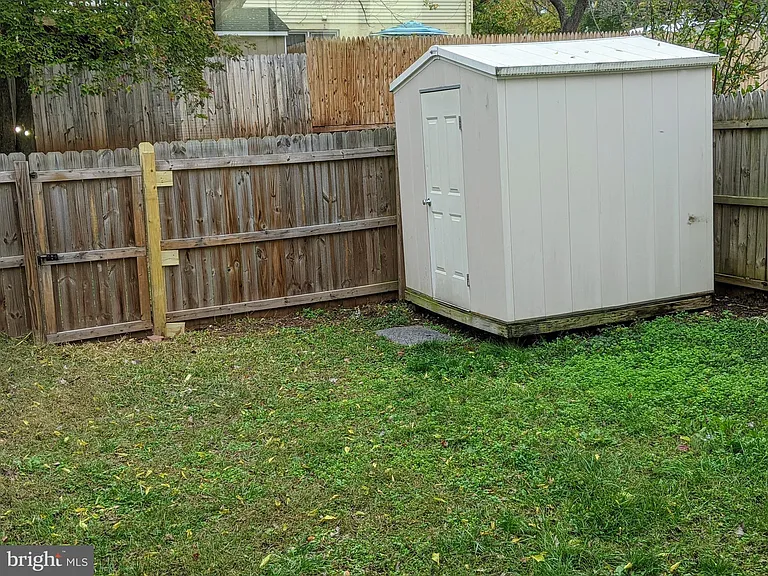4164 Hamlin Ct — Photo 19