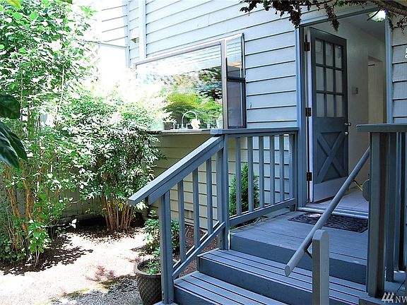 3rd image of 25426 213th Ave SE Unit 55