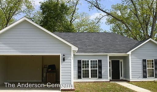 1st image of 141 Hedge Row Dr