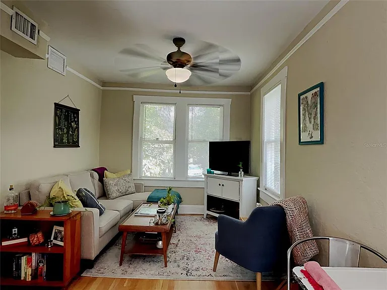 807 1/2 S Fremont Ave #UPPER — Photo 7