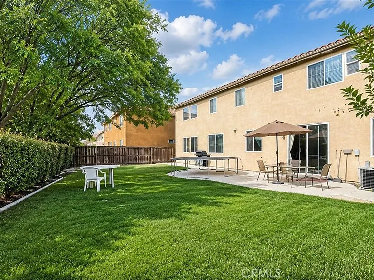 7376 Sungold Ave — Photo 2