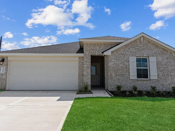 606 Heaven Dr, Beasley, TX 77417