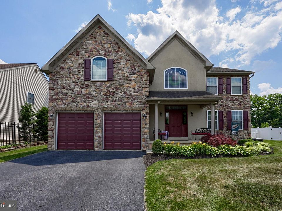 1st image of 348 Buckhead Ln