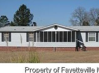 6400 Waldos Beach Rd, Fayetteville, NC 28306