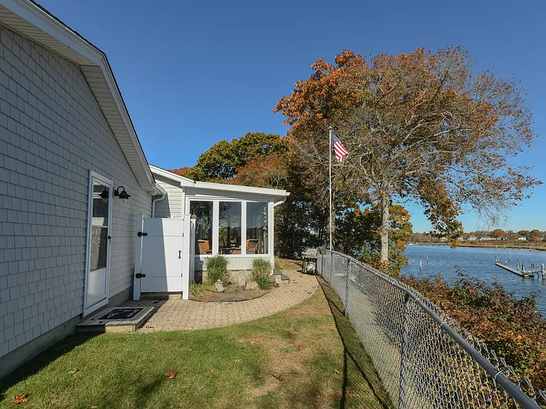 228 Wood Hill Rd — Photo 30