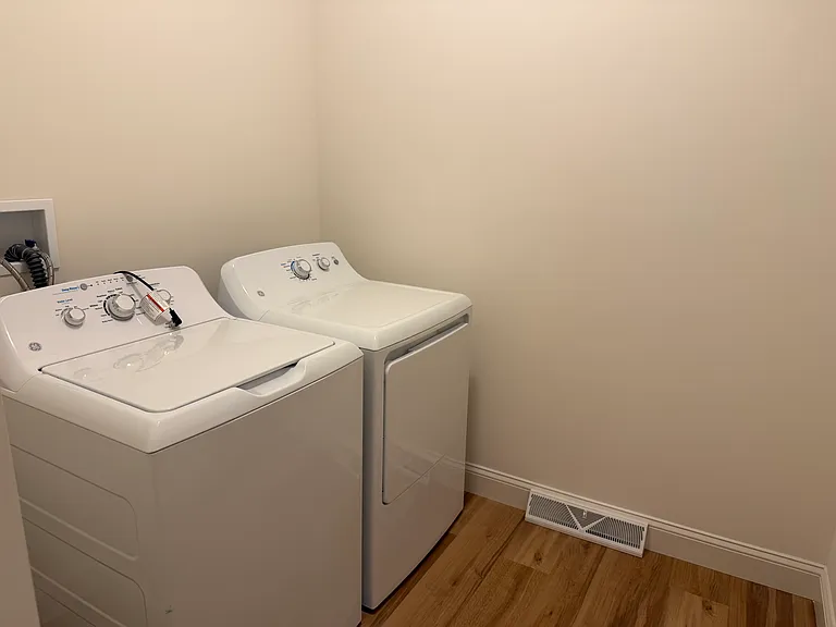 492 Clifton Park Center Rd #A — Photo 18