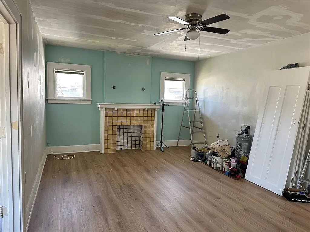 2 bed, 1.0 bath, 1300 sqft, $1,400 — Photo 4