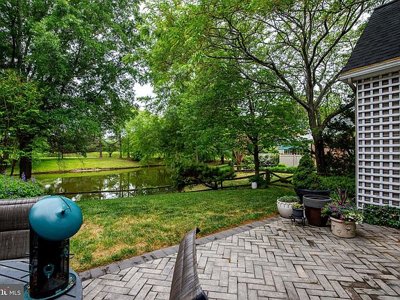 5th image of 28839 Jasper Ln