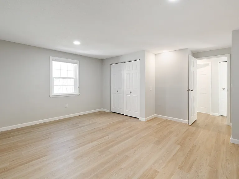 2 Bedford Rd #12 — Photo 12