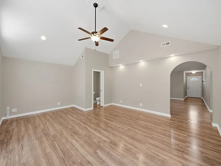 1838 Pipers Ridge Cir NW — Photo 4